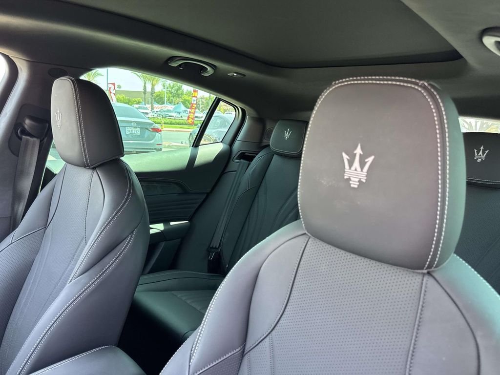 Used 2025  Maserati Modena image 21