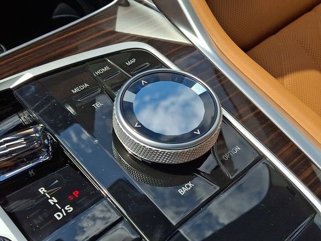 New 2027 Alpine White BMW xDrive40i image 14
