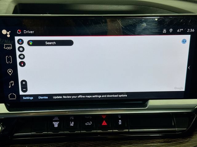 Used 2024 Summit White GMC SLE image 13