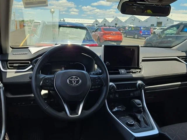 Used 2023 Ice Cap Toyota XLE image 9