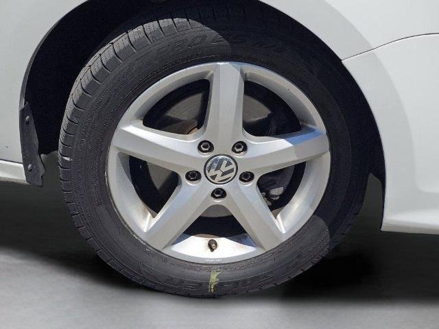 Used 2017 Pure White Volkswagen  image 14