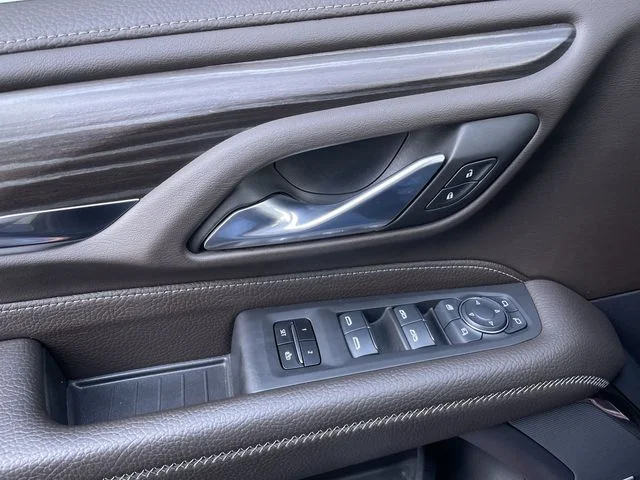 2024 GMC Yukon Denali - Photo 13