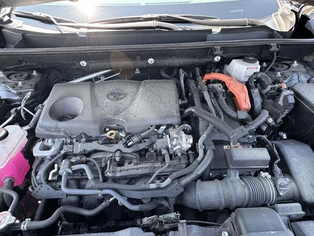 2023 Toyota RAV4 XLE - Photo 13
