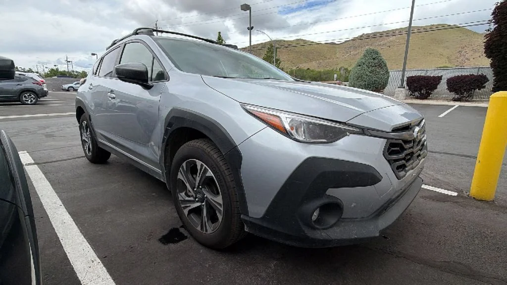 2024 Subaru Crosstrek Premium CVT's photo