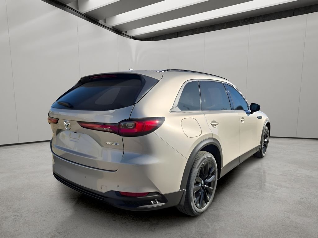 Used 2025 Platinum Quartz Mazda Premium Sport image 5