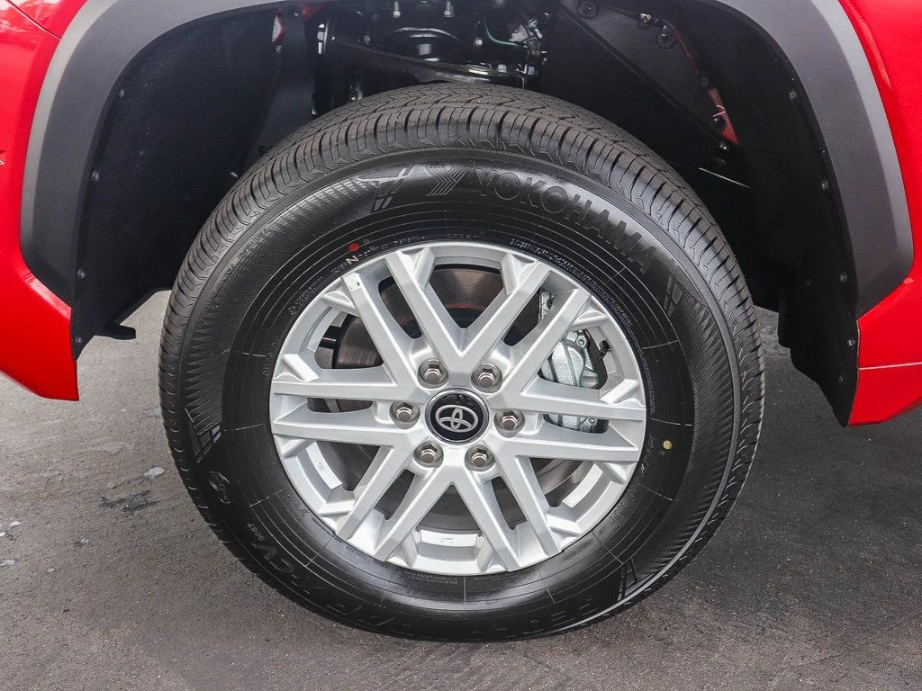 2026 Toyota Tundra SR5 - Photo 10