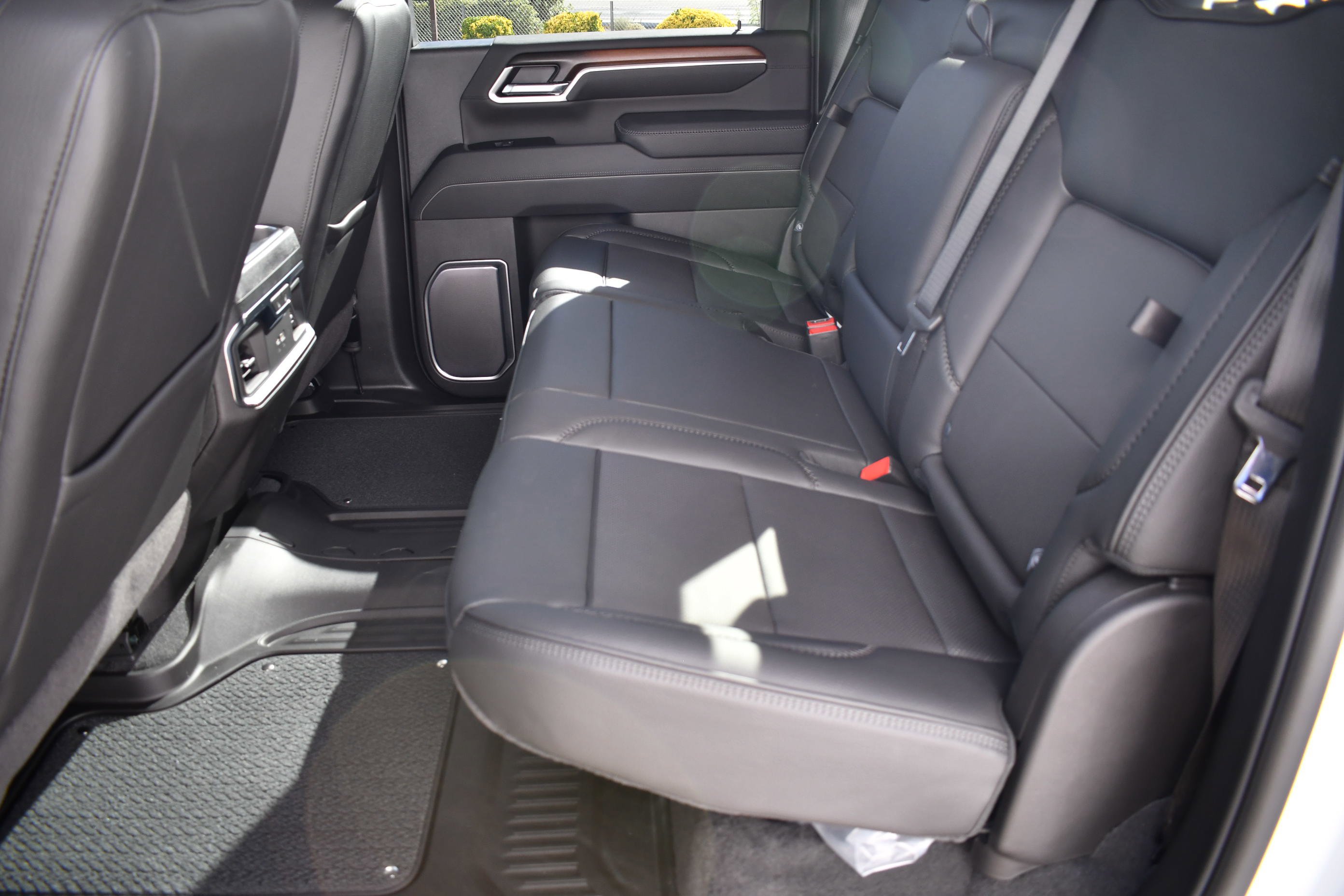 2026 GMC Sierra 2500HD Denali - Photo 25