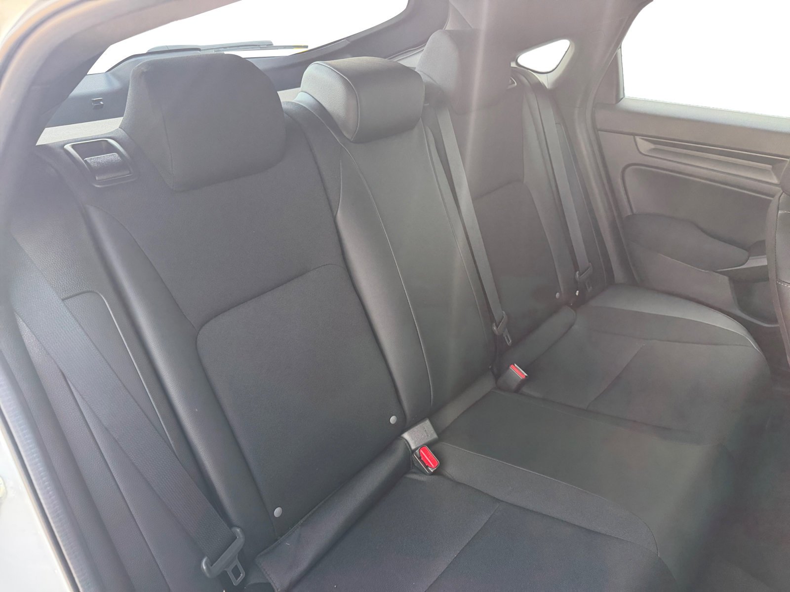 Certified Used 2025 Platinum White Pearl Honda Sport image 30