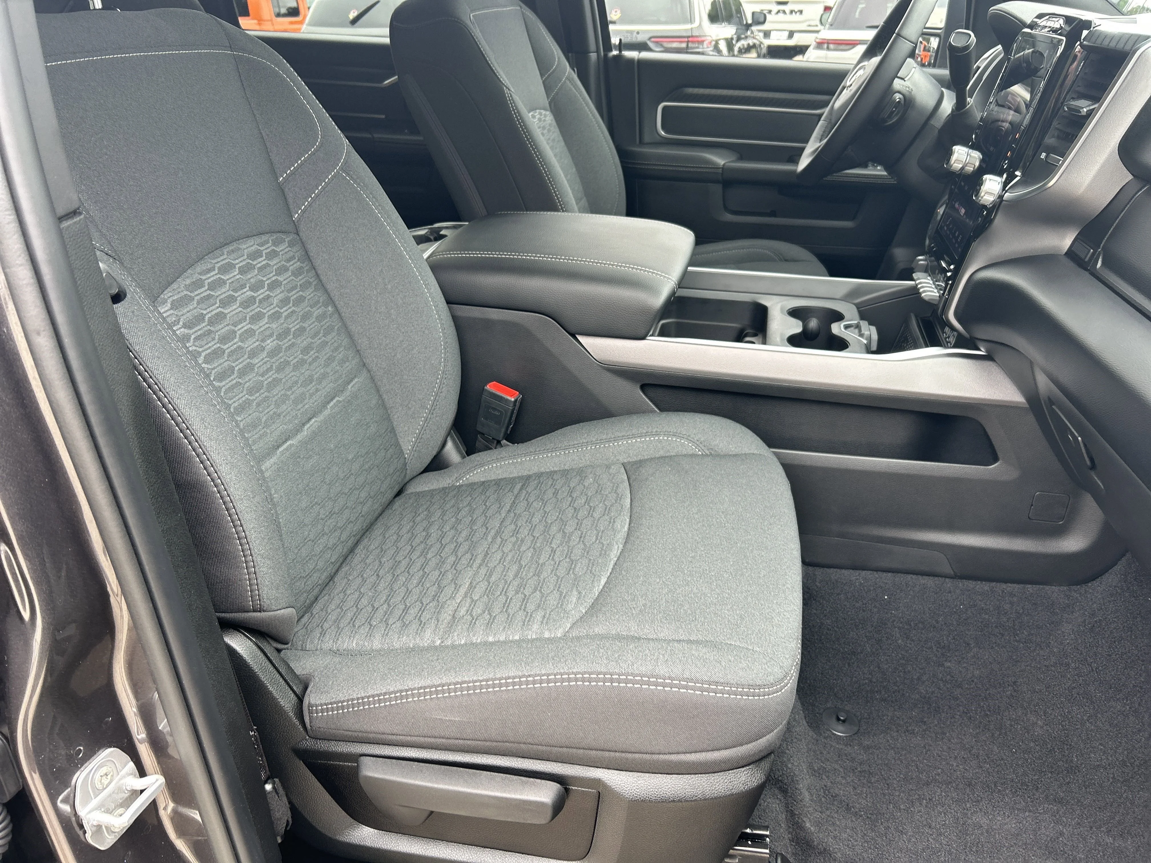 2025 RAM 2500 Big Horn - Photo 13