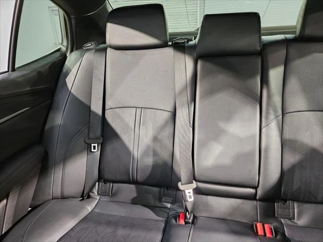 Certified Used 2025 PRECIOUS METAL Toyota  image 12