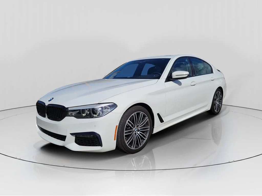 Used 2020 White BMW 540i xDrive image 3