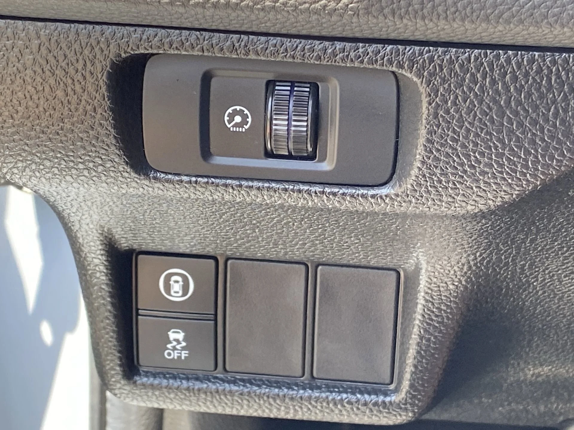 Used 2024 Sonic Gray Pearl Honda Si Manual Sedan image 58