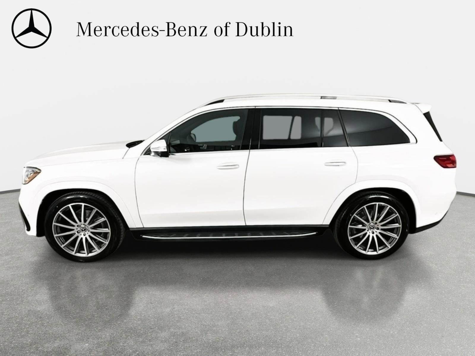 Used 2026 Black Mercedes-Benz GLS 580 image 4