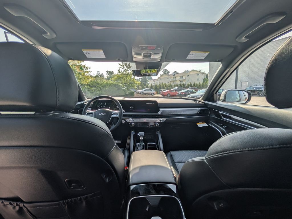Used 2025 Gray Kia SX X-Line image 35