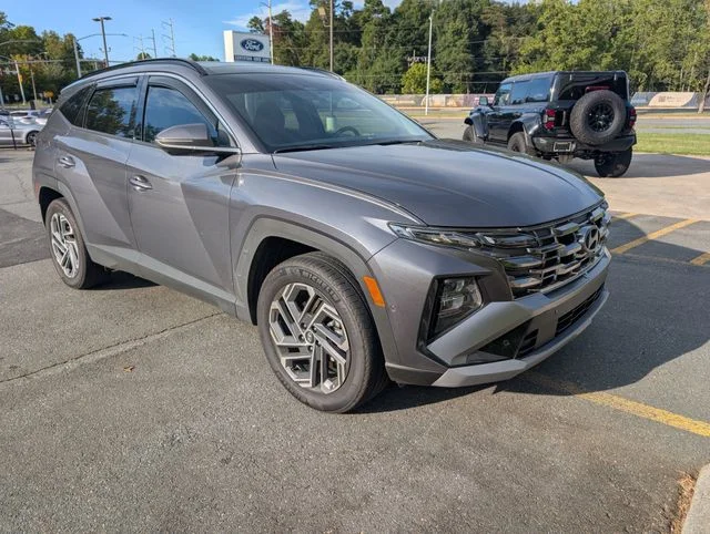Used 2025 Gray Hyundai Limited image 1