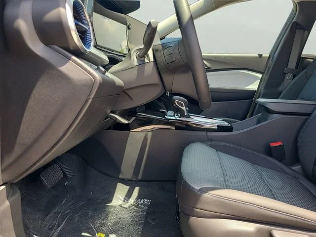 New 2026 Mosaic Black Metallic Chevrolet LT image 19