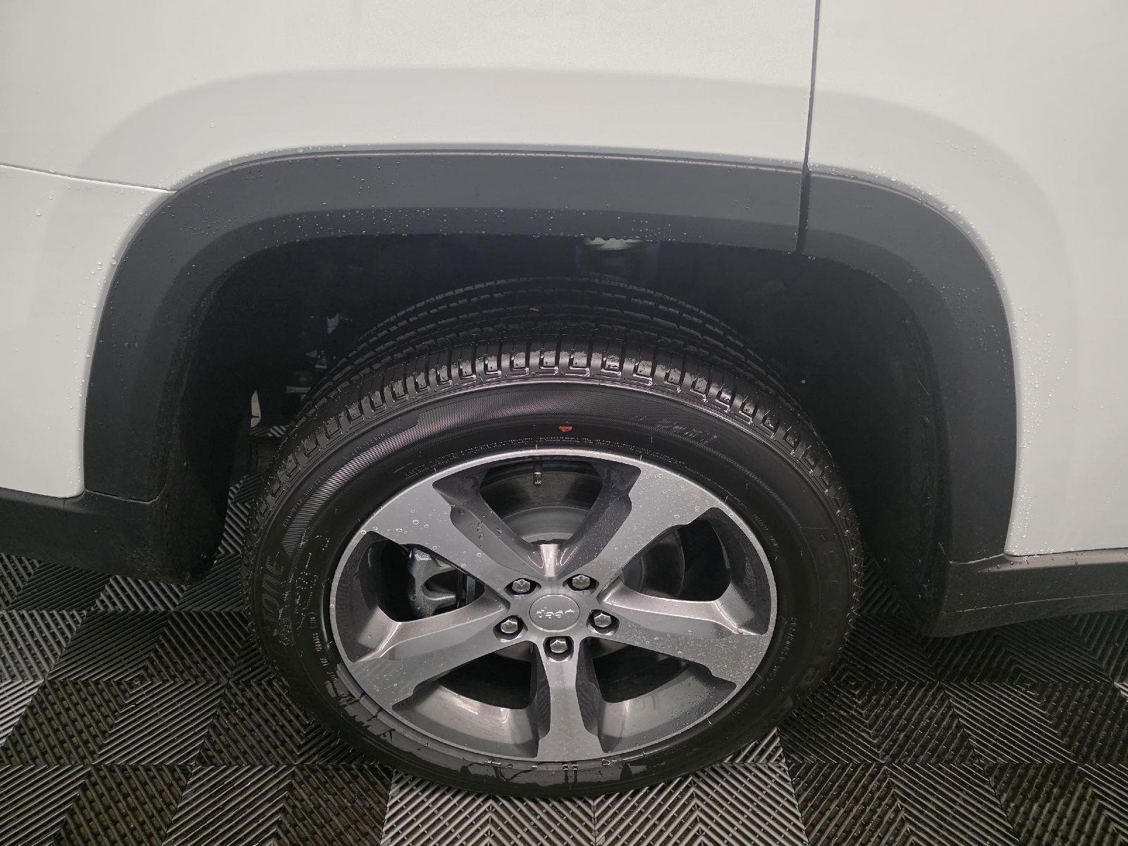 Used 2026 Bright White Clearcoat Jeep Limited image 59