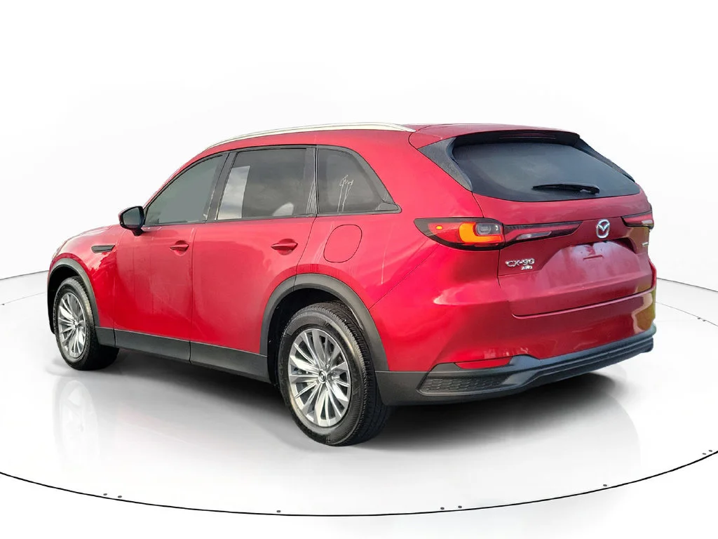 Used 2024 Red Mazda 3.3 Turbo Preferred image 3