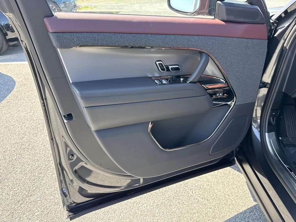 Certified Used 2026 Gray Land Rover Dynamic SE image 19