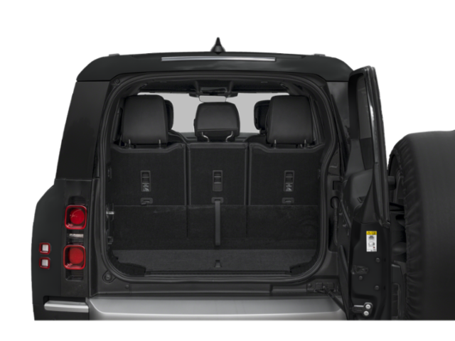 New 2026 Icy White Satin LAND ROVER SV Signature Suite image 8