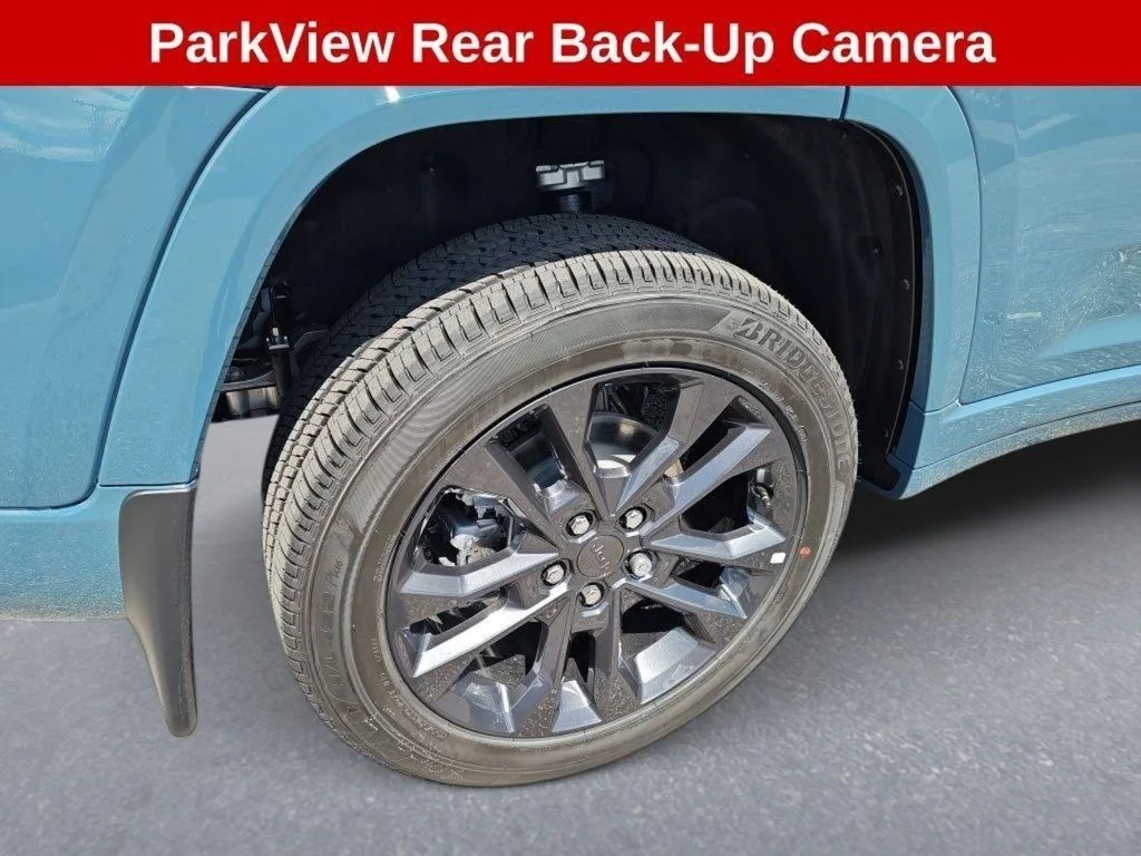 New 2026 Steel Blue Exterior Paint Jeep Limited Reserve image 13