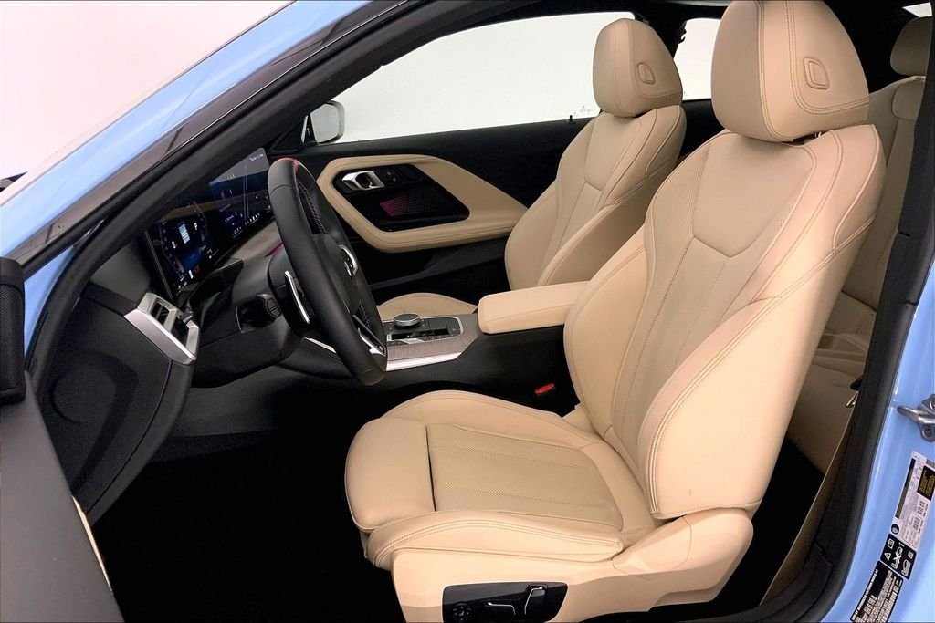 Used 2025 Zandvoort Blue BMW  image 13
