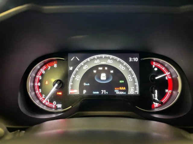 Used 2023 Gray Toyota XLE Premium image 17