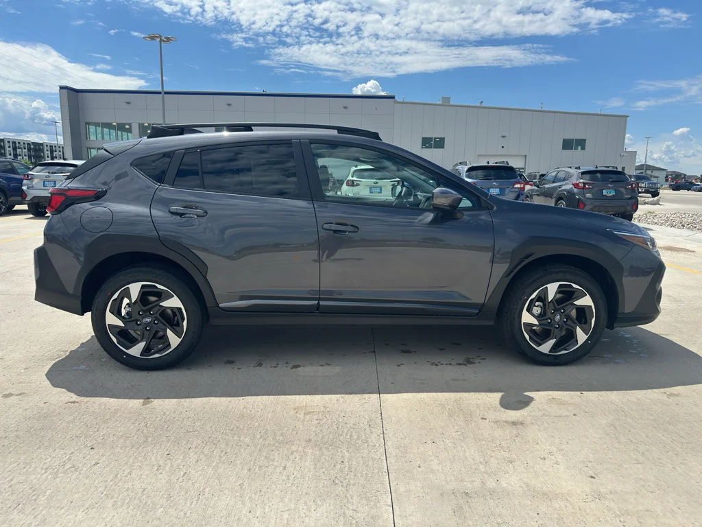 New 2026 Magnetite Gray Metallic/Crystal Black Silica Subaru Limited image 4