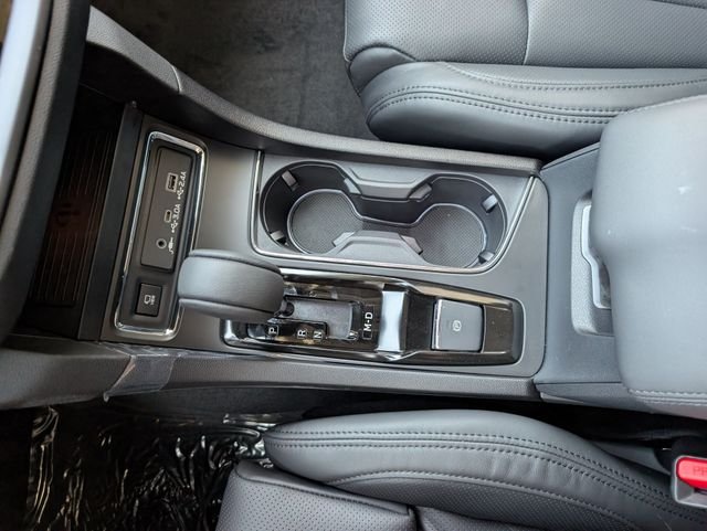 New 2026 CRYSTAL WHITE PEARL Subaru Onyx Edition Touring 7-Passenger image 16