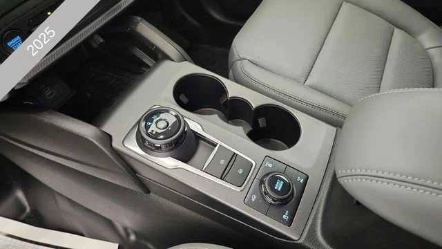 New 2025 Carbonized Gray Metallic Ford Badlands® image 15