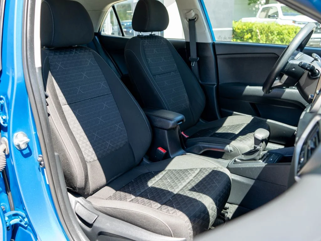 Used 2021 Blue Kia S image 9
