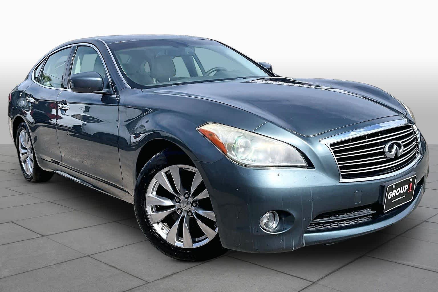 Pre-Owned 2012 INFINITI M37