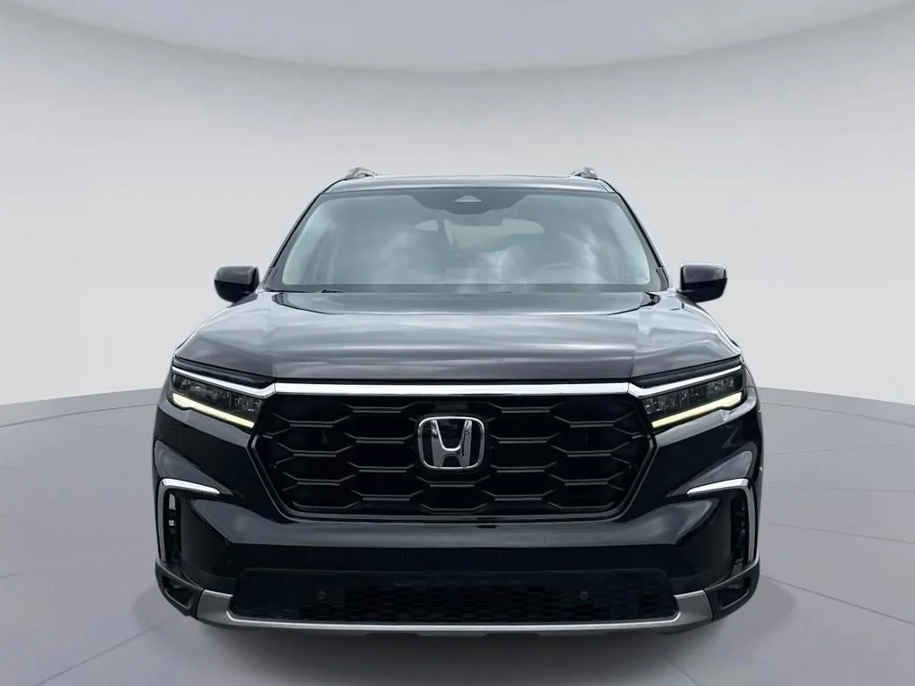 Used 2023  Honda Touring image 30