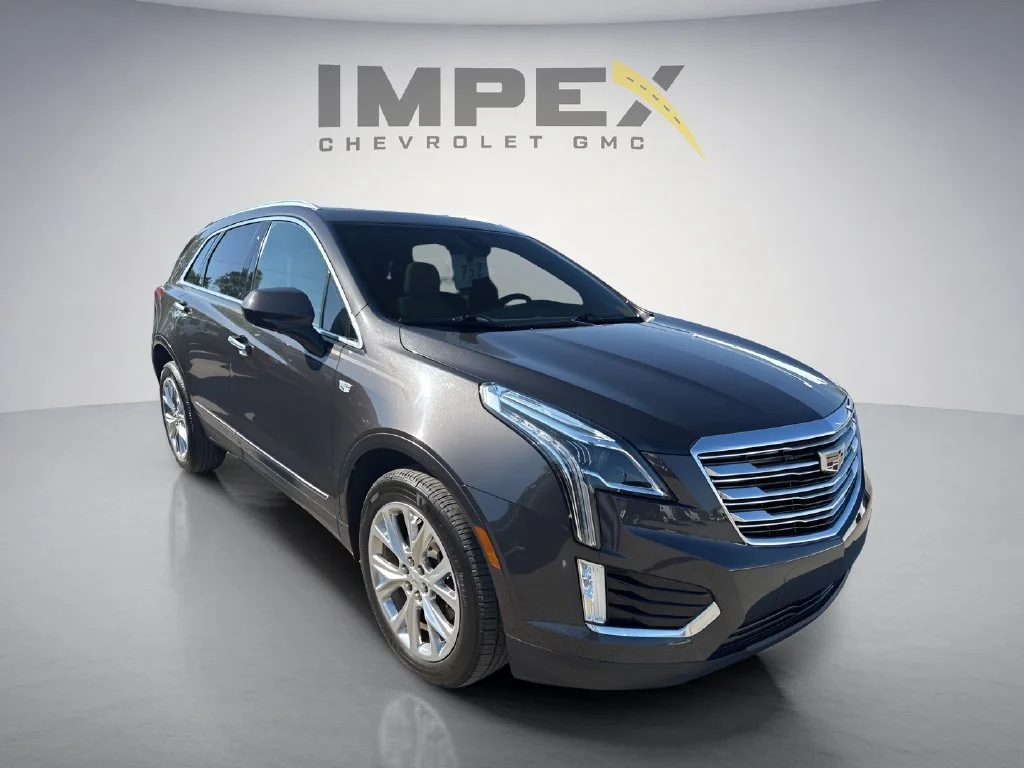 Used 2018 DARK GRANITE METALLIC Cadillac Luxury FWD image 5