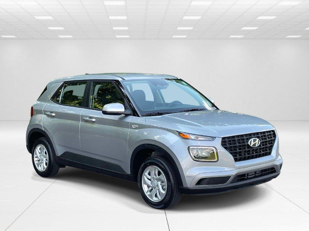 New 2026 Silver Hyundai SE image 1