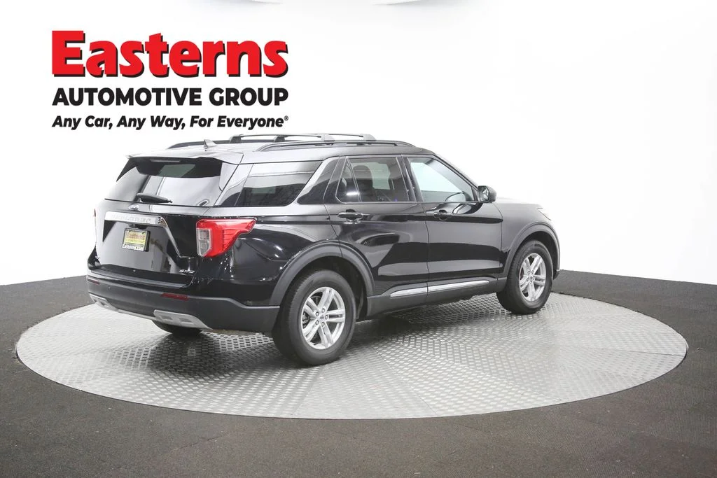 Used 2022 Black Ford XLT image 40