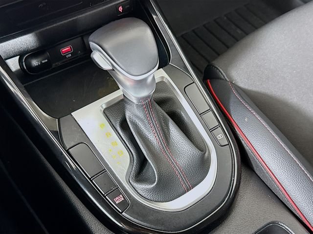 2023 Kia Forte GT - Photo 17
