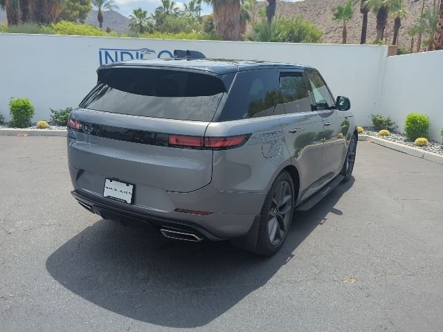 Used 2024 Eiger Gray Metallic Land Rover Dynamic SE image 5