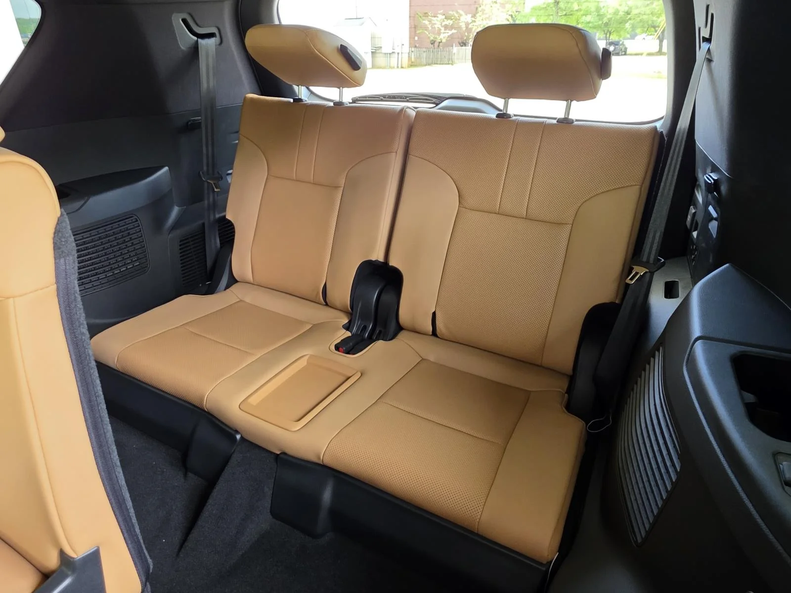 2026 Lexus LX 700h Luxury - Photo 16