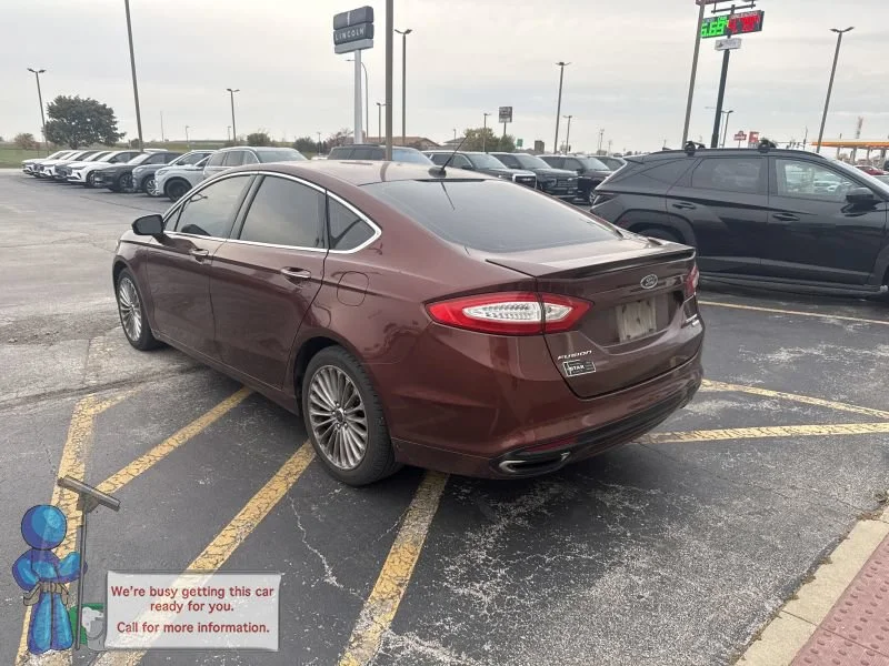 Used 2016 Bronze Ford Titanium image 3