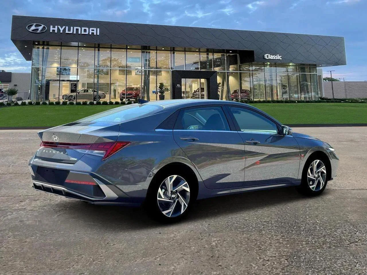 New 2026 Ecotronic Gray Pearl Hyundai Limited image 7