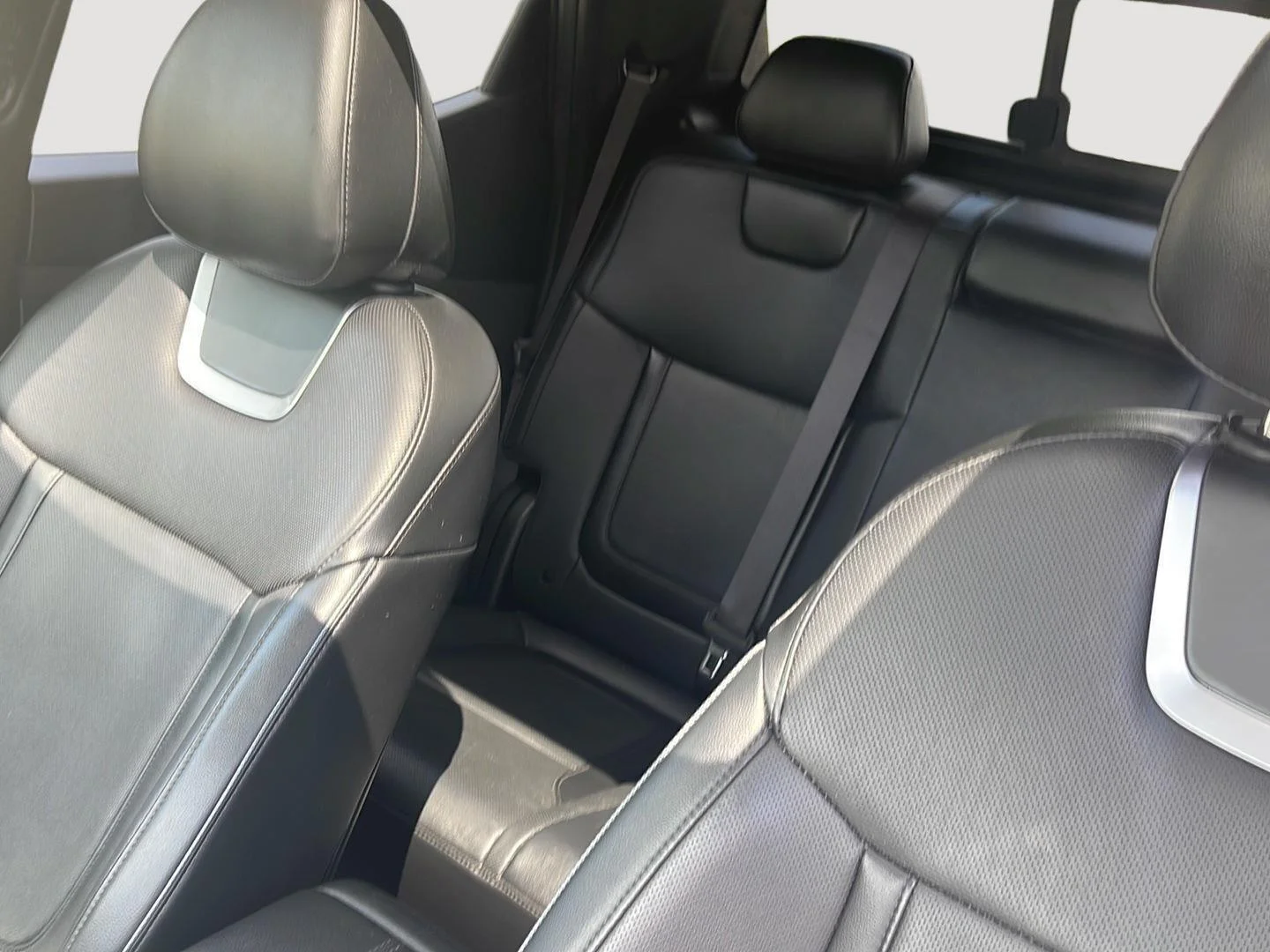Used 2023 Hampton Gray Hyundai Limited image 30
