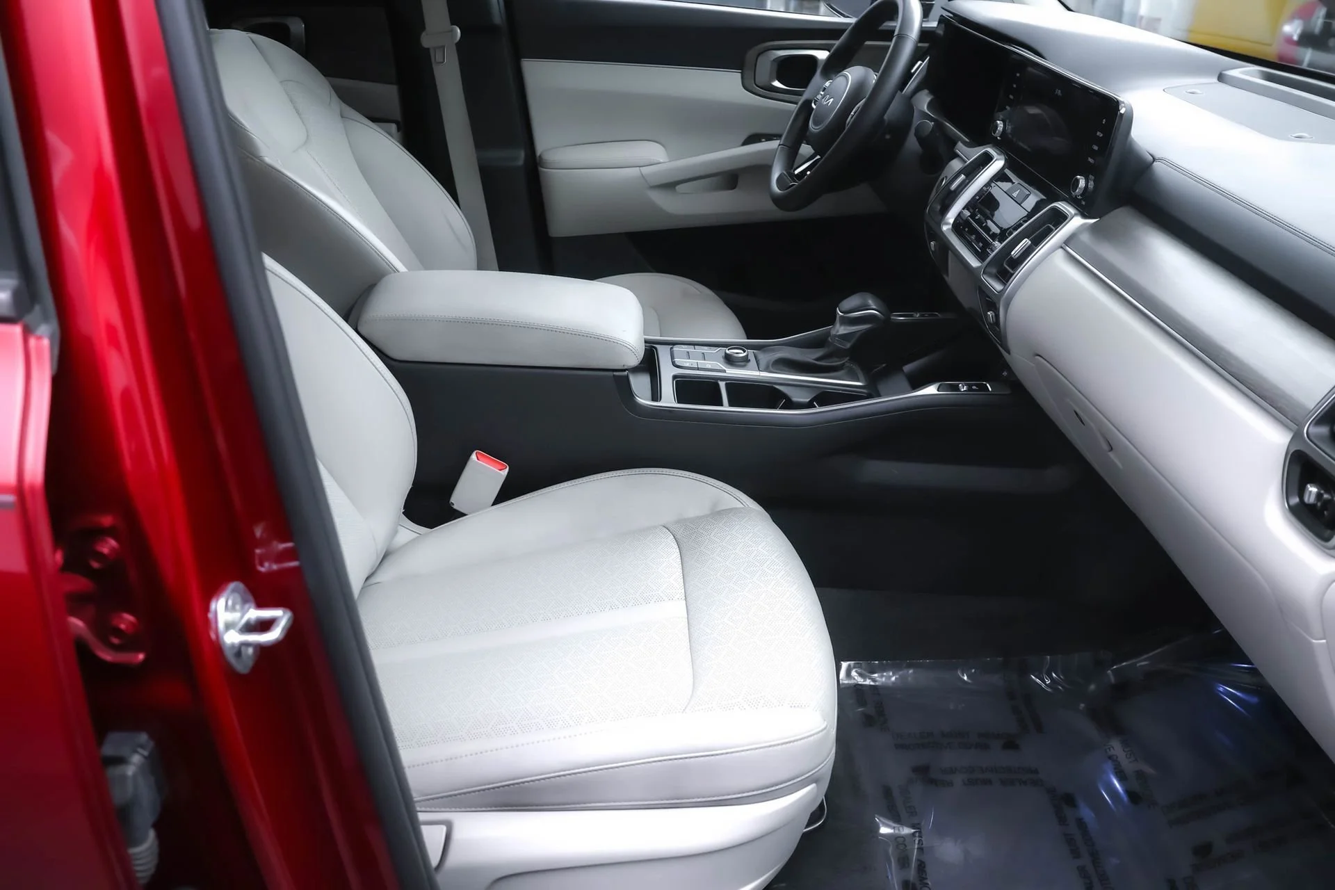Used 2022 Red Kia X-Line S image 38