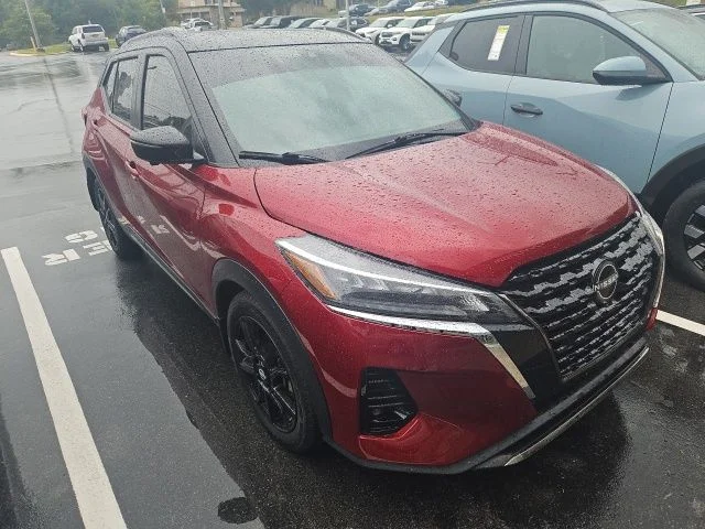 Used 2022 Red Nissan SR image 2
