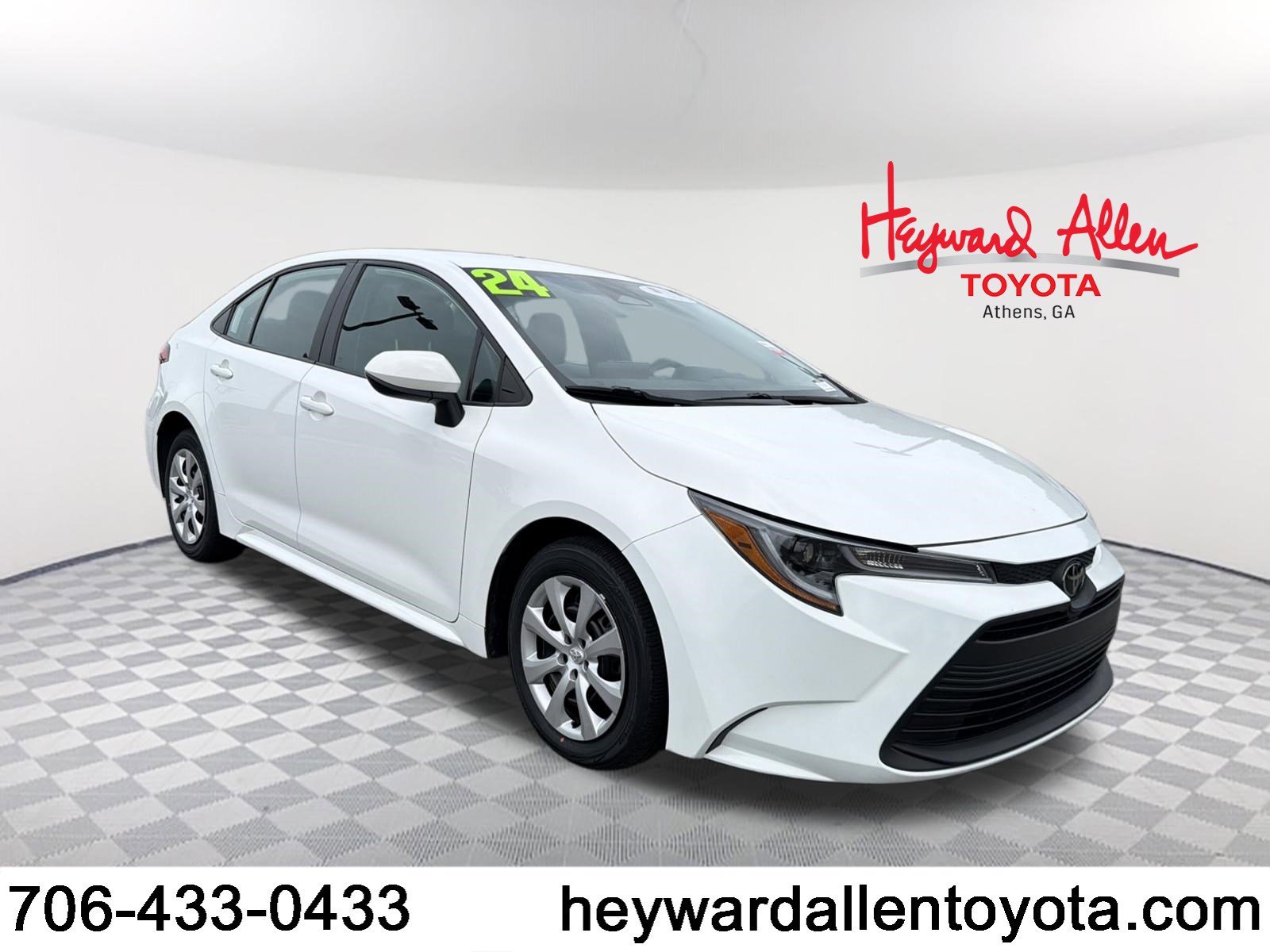 2024 Toyota Corolla LE CVT's photo