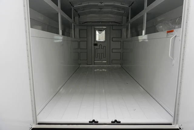 New 2024 Oxford White Ford Cutaway image 22