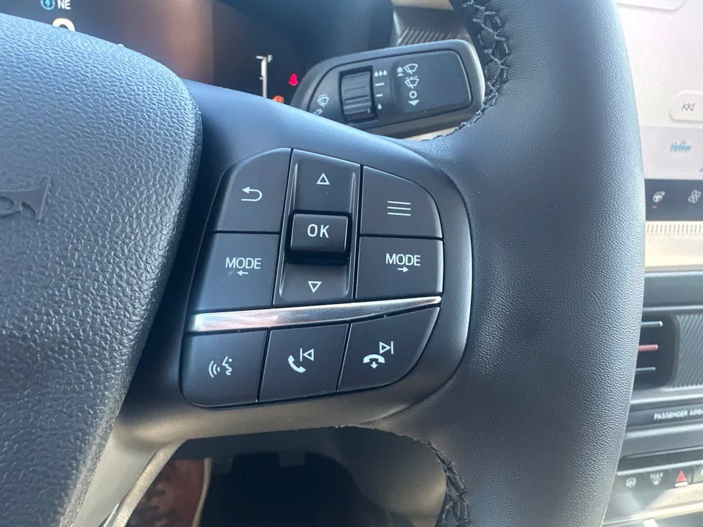 New 2026 Azure Gray Metallic Tri-Coat Ford Lariat® image 23