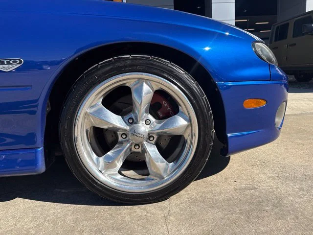 Used 2006 Blue Pontiac Base image 4