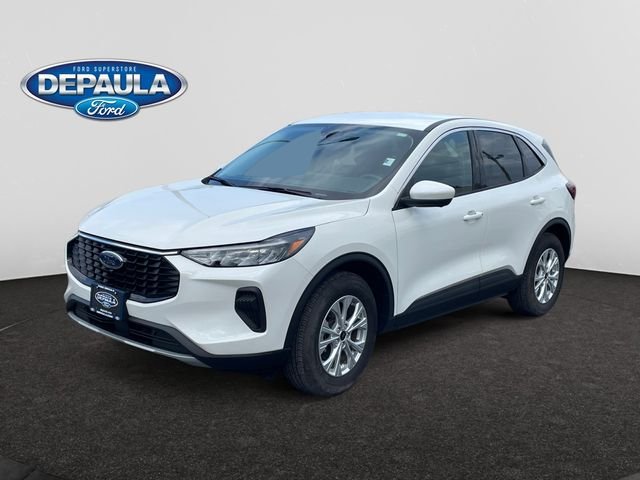 Used 2023 White Metallic Ford Active image 1