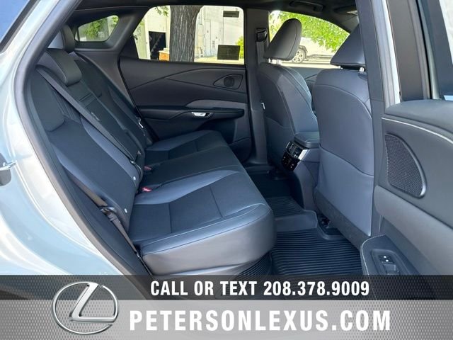 New 2026 Eminent White Pearl Lexus RX 450h+ PREMIUM AWD image 17